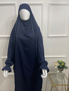 robe abaya grande taille belinia prestige, robe islamique moderne , chic , tapis de priere, box hijab soie de medine, jellaba, boutique femme , jilbeb, soie de medine , jilbeb avec voile integrer, foulard, bonnet , sous bonnet, boutique hijab , boutique femme musulmane